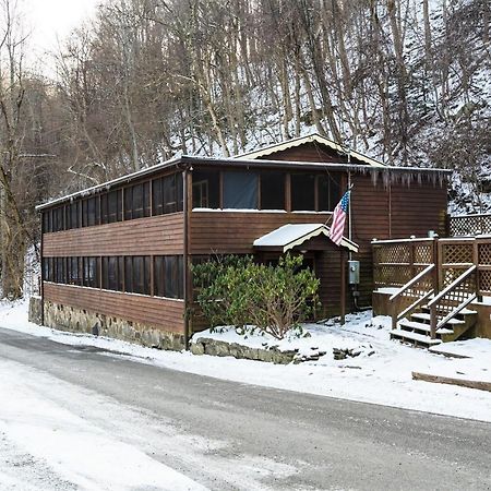 River Front Resort Elkins Esterno foto