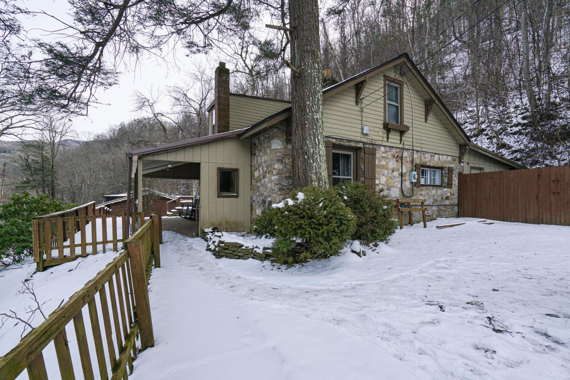 River Front Resort Elkins Esterno foto