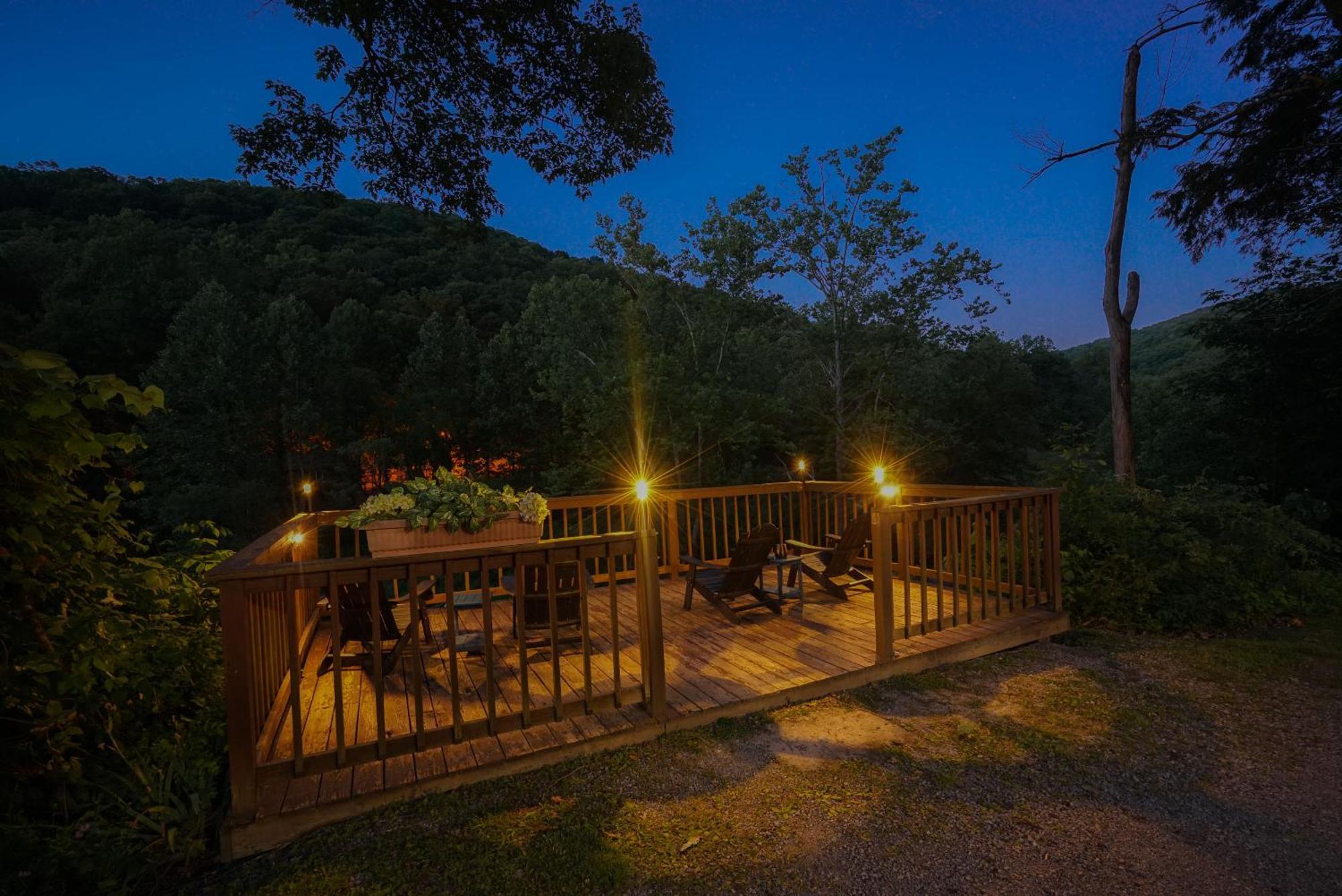 River Front Resort Elkins Esterno foto