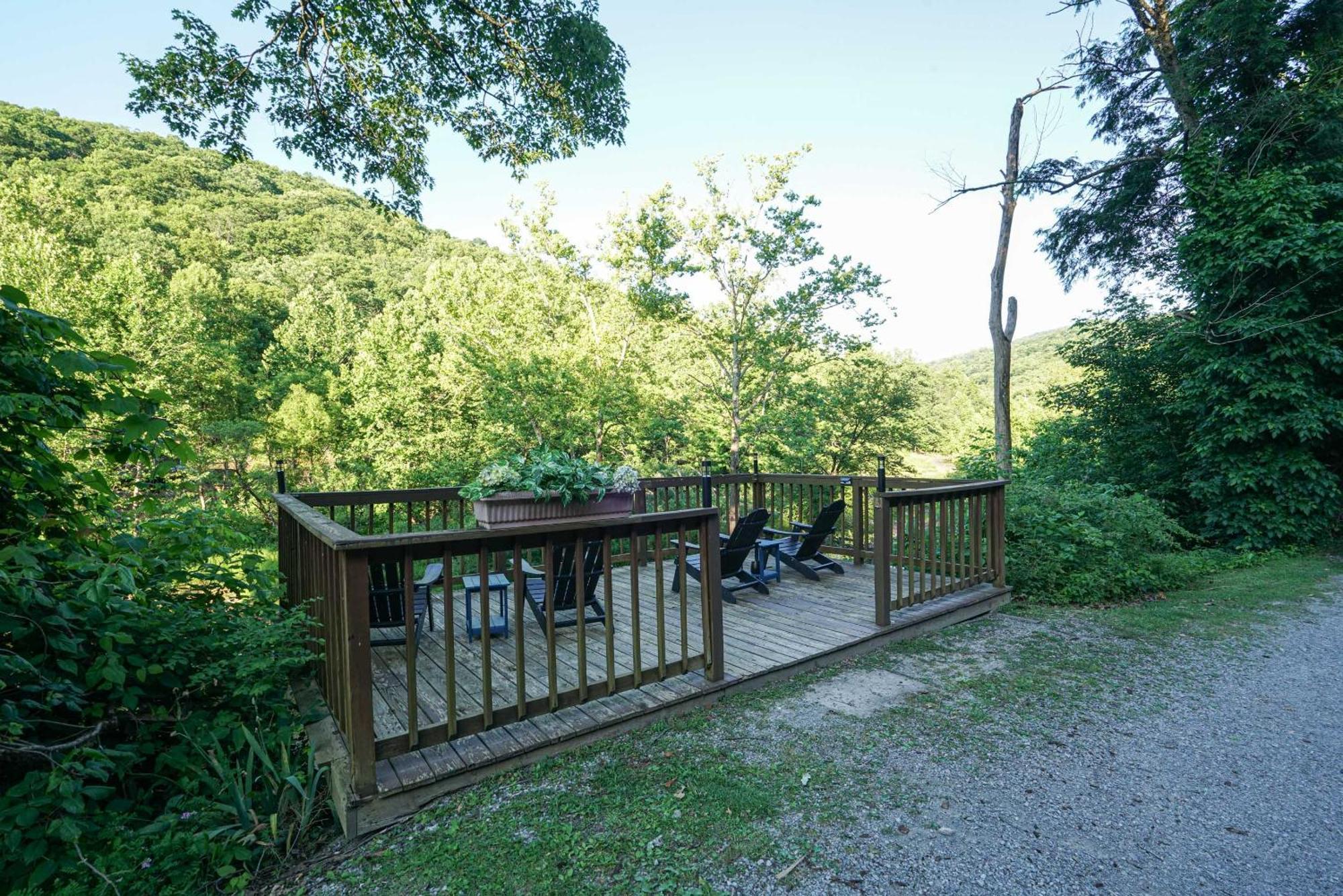 River Front Resort Elkins Esterno foto