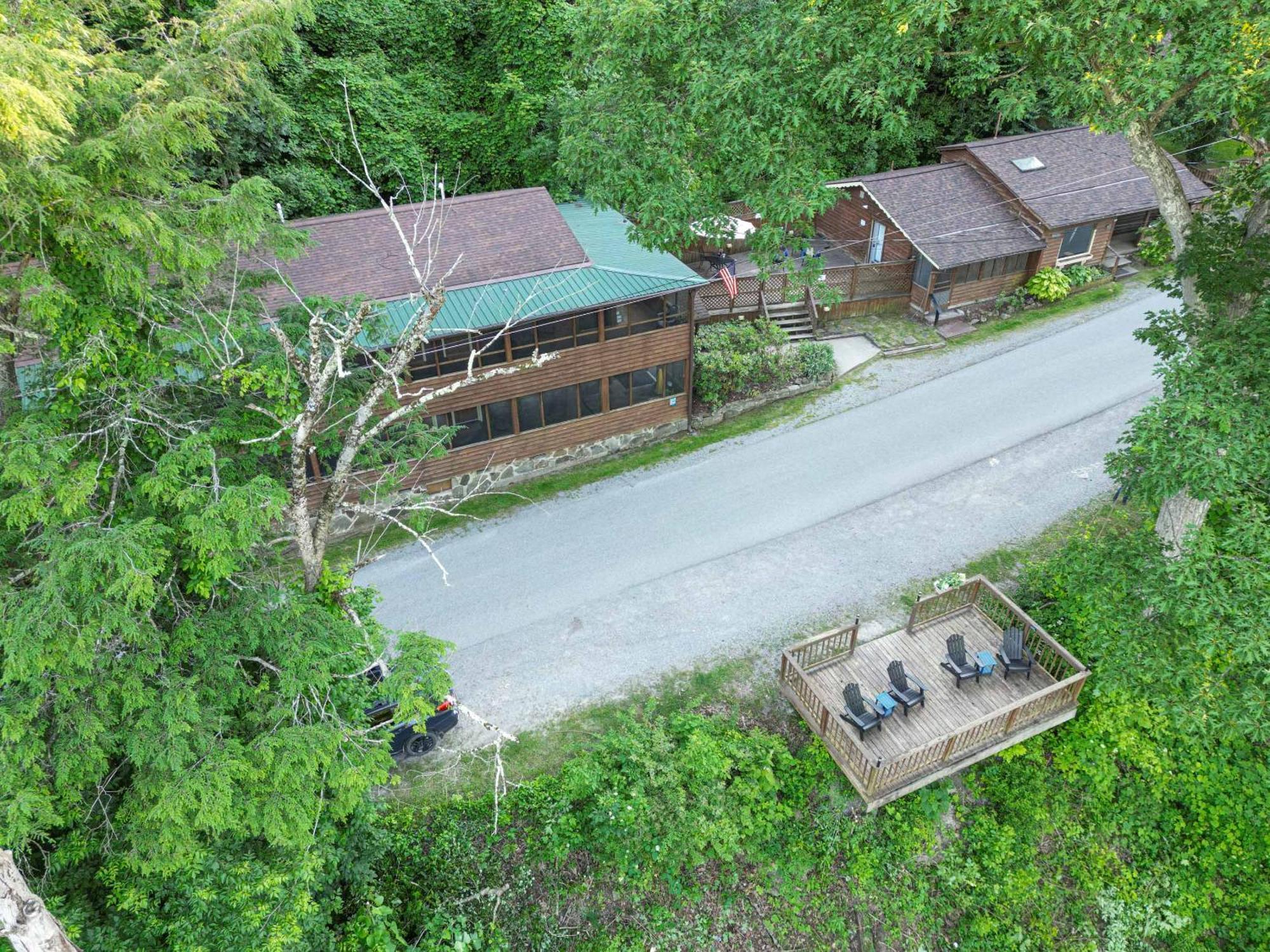 River Front Resort Elkins Esterno foto