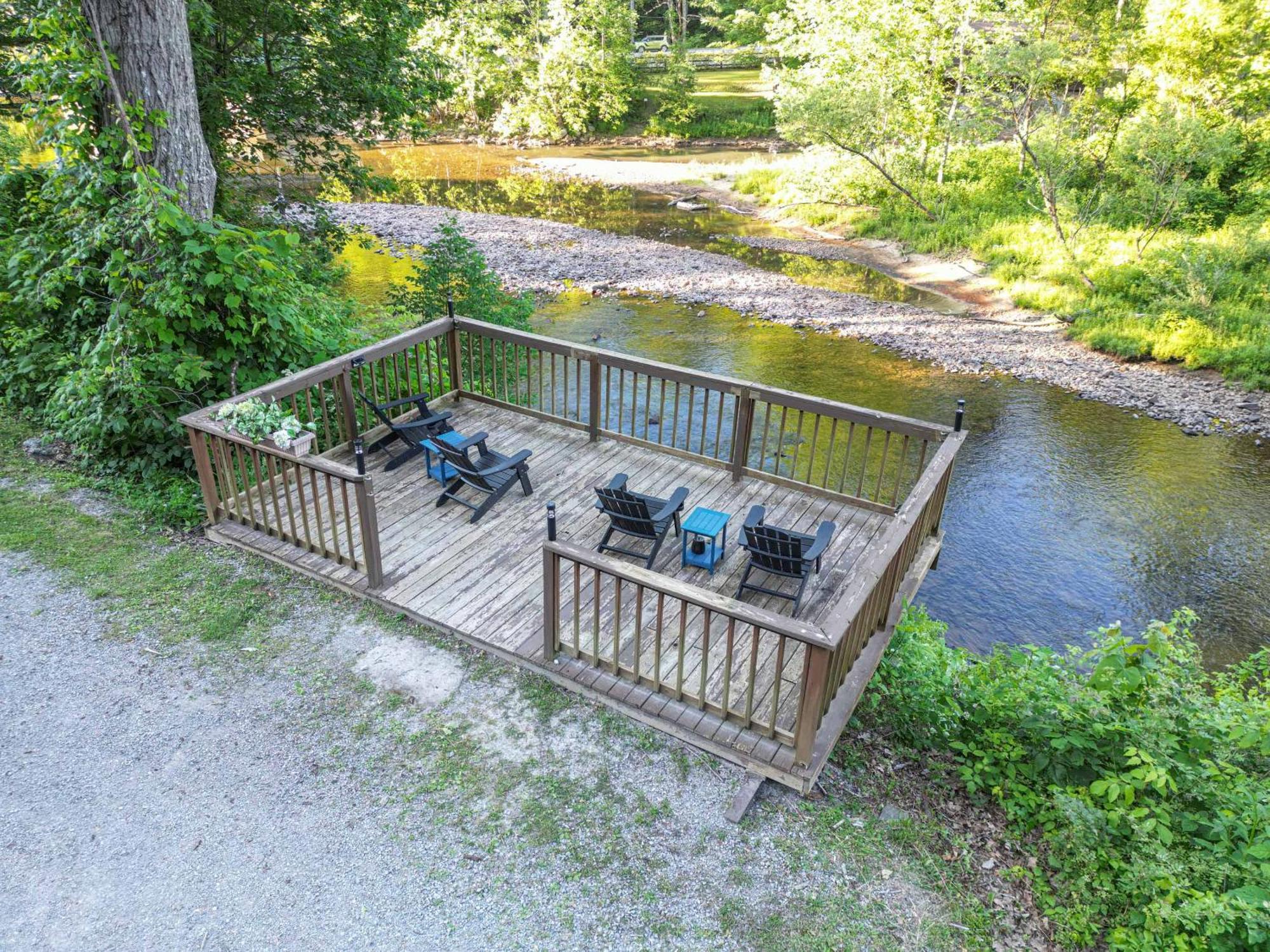River Front Resort Elkins Esterno foto
